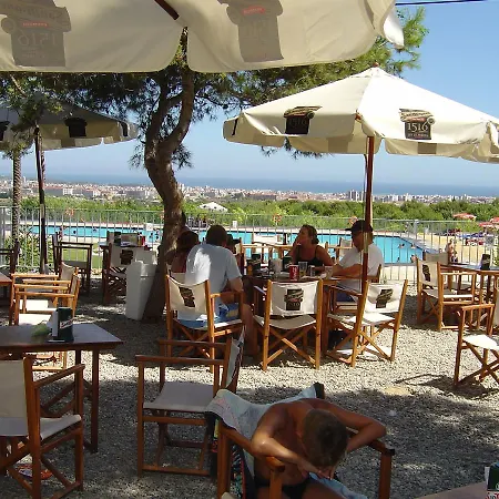 Chalet Camping Vilanova Park 2
